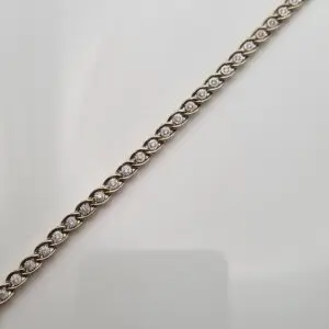 9CT YELLOW GOLD & DIAMOND TENNIS BRACELET