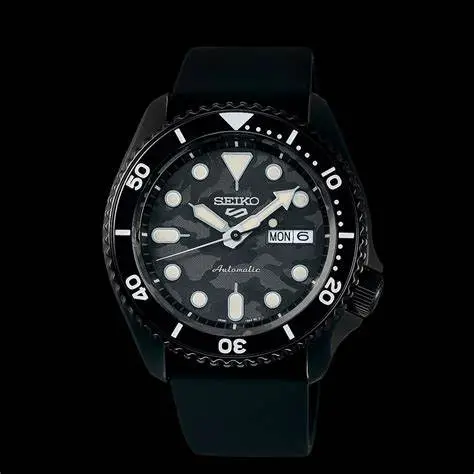 Seiko Gents Black Sports Watch SRPJ39K