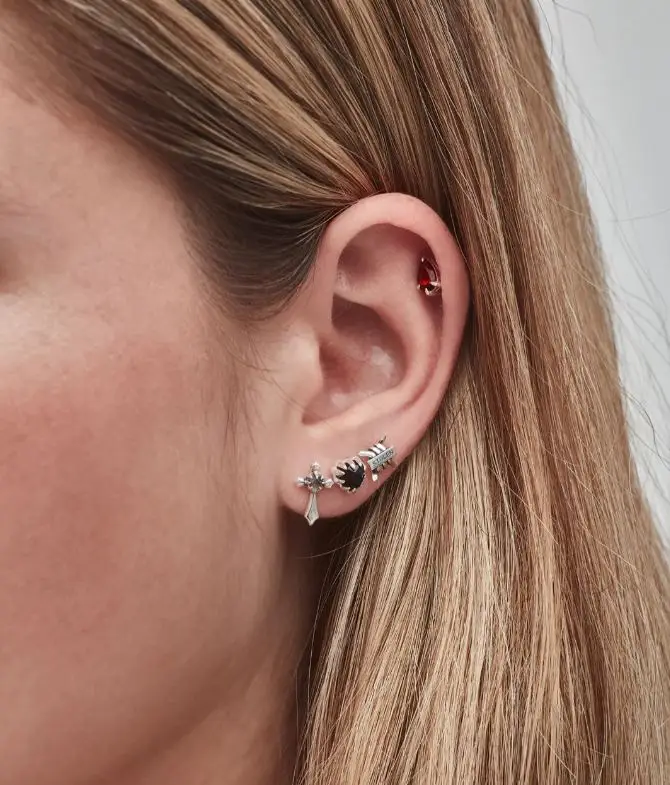 Stolen SS Barb Flat Back Earring - Image 2